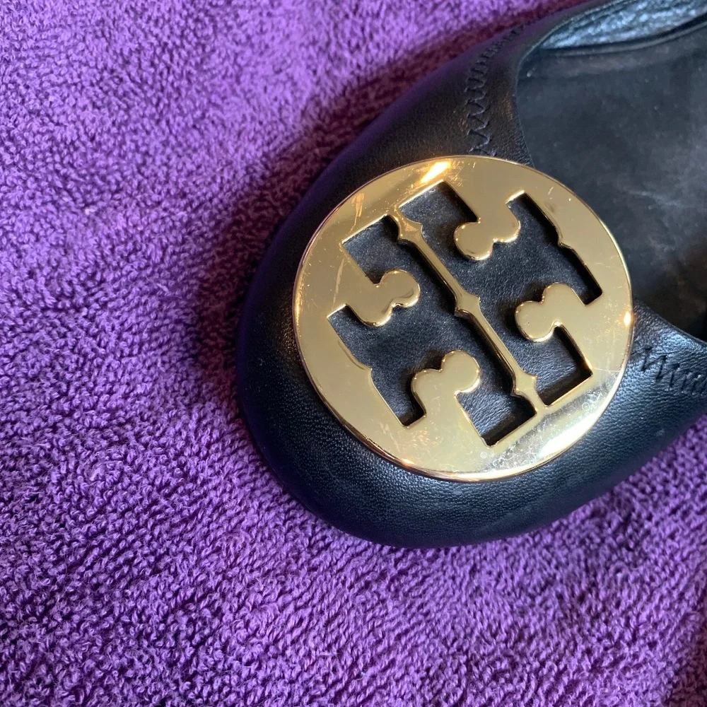 Tory Burch Black Leather Reva Flats sz 8.5M